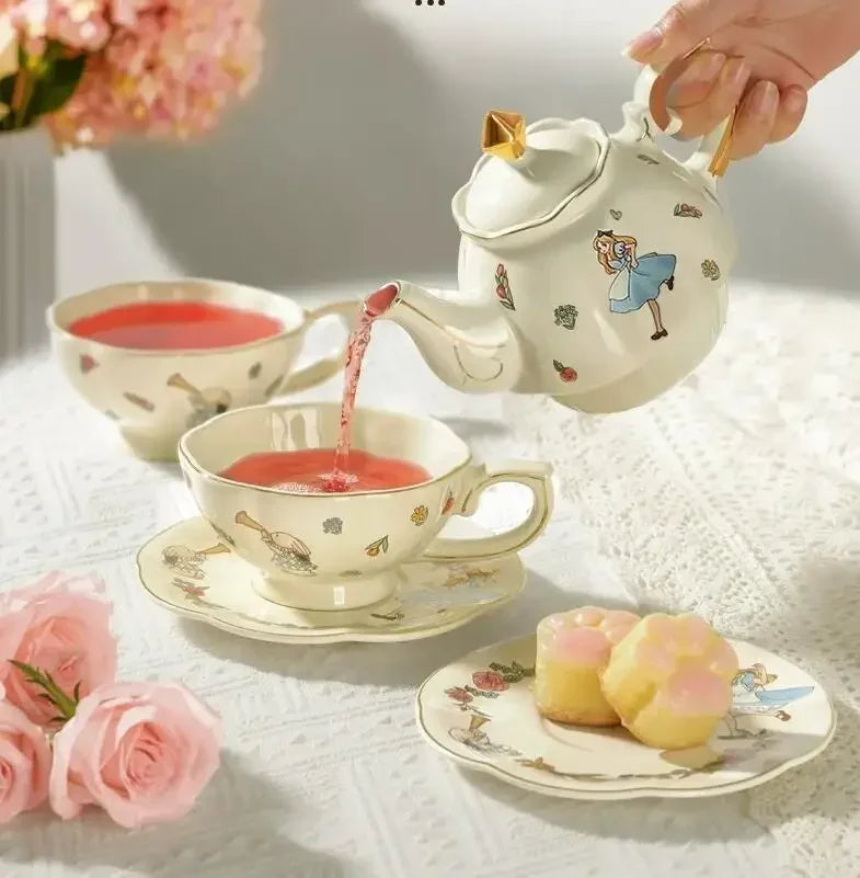 Kit de Cerâmica - Alice no País das Maravilhas