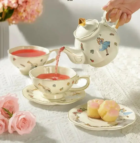 Kit de Cerâmica - Alice no País das Maravilhas