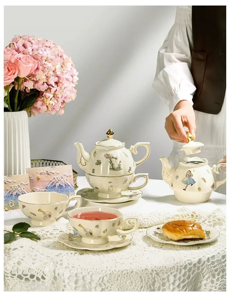 Kit de Cerâmica - Alice no País das Maravilhas